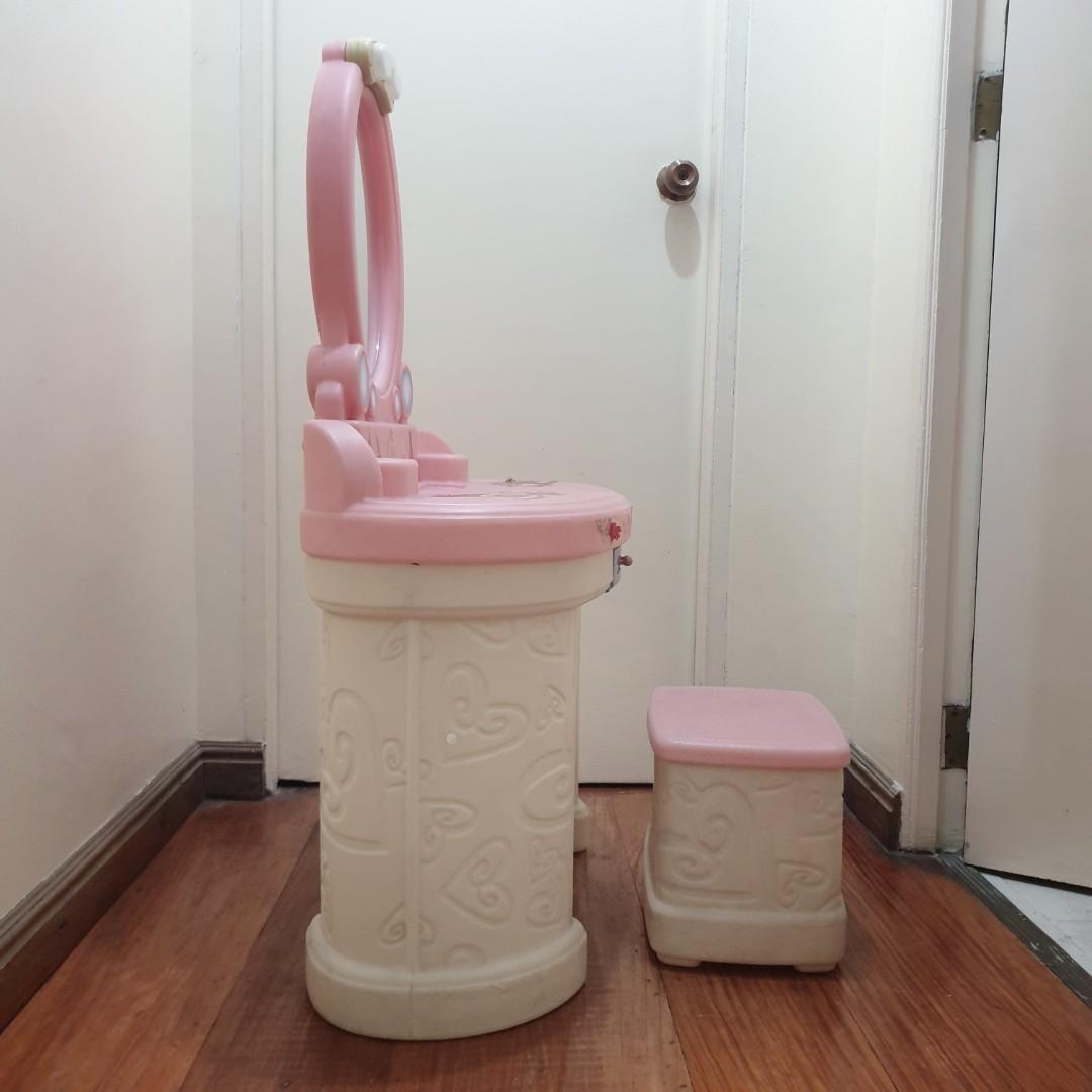 Step2 Fantasy Vanity Girls Pretend Vanity Play Set Hobbies Toys