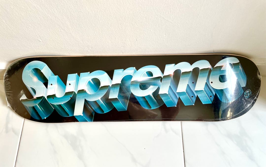 supreme skateboard complete