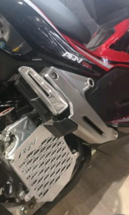 TITANIUM RADIATOR COVER FOR HONDA ADV 150, Motorcycles, Motorcycle ...