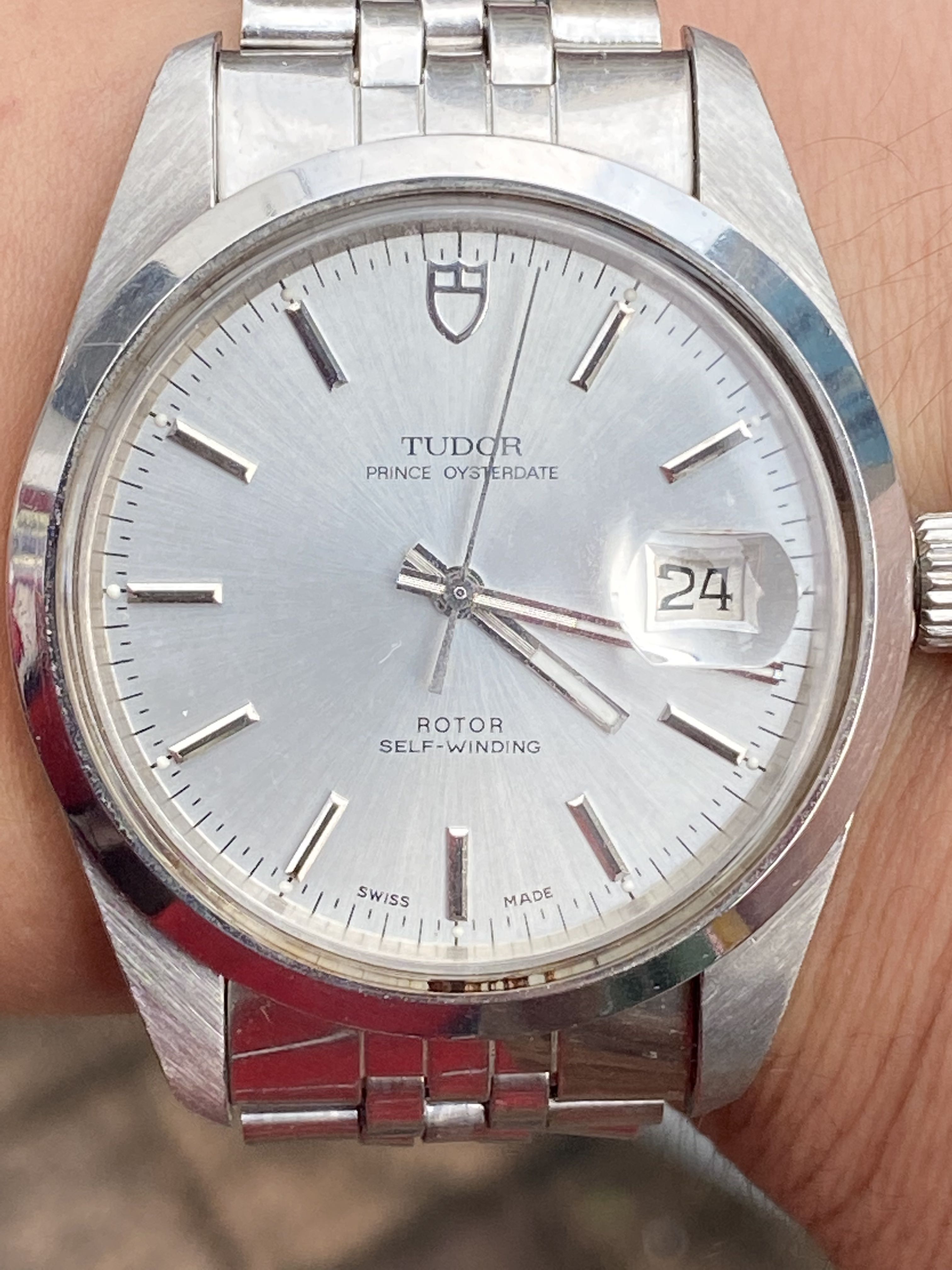 Tudor 74100 2025