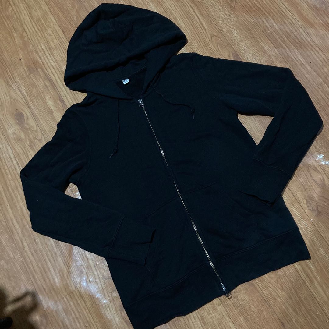 Uniqlo black zip top up hoodie