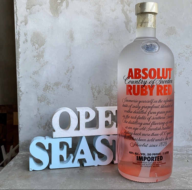 Free Delivery Absolut Vodka Red Ruby Displayed New Food Drinks Alcoholic Beverages On Carousell