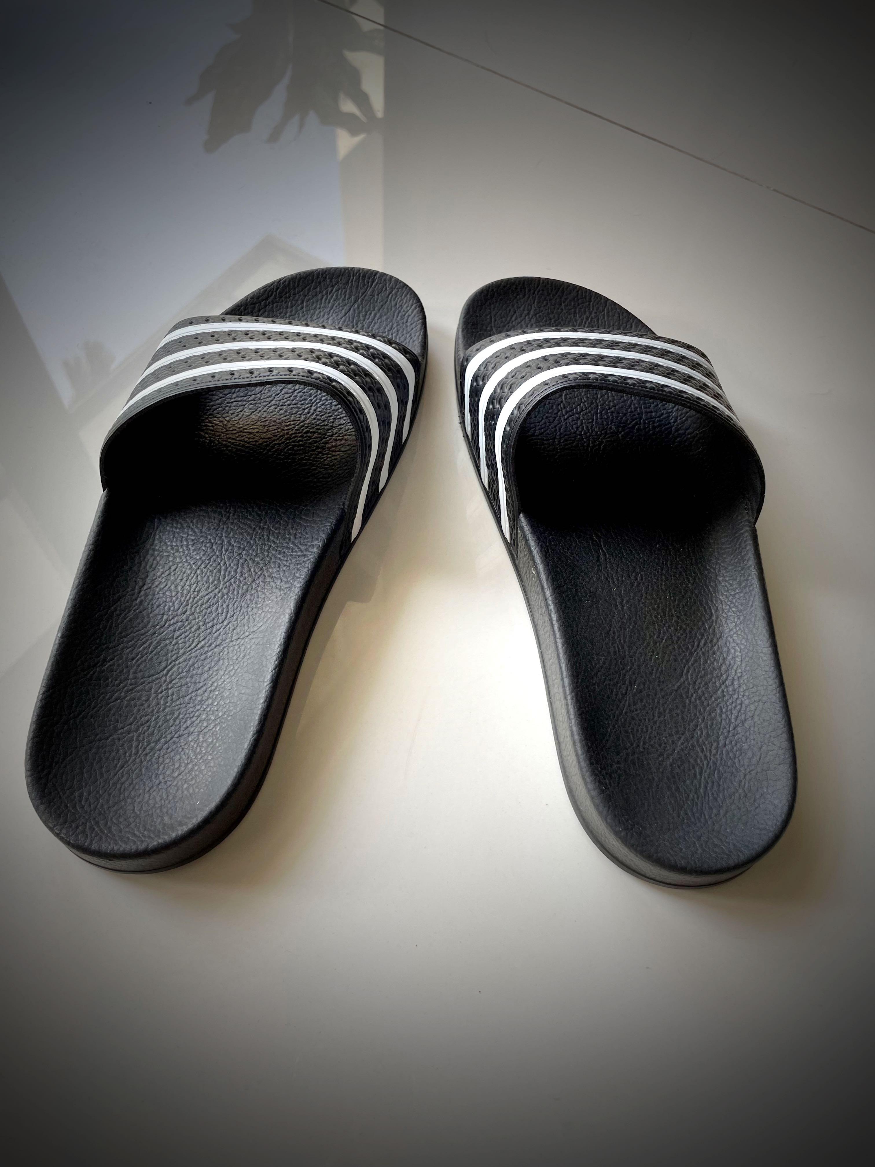 adidas slipper 45