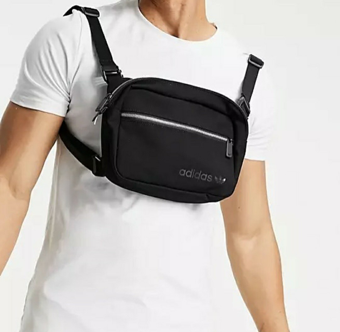 ADIDAS MODERN AIRLINER Men s Fashion Bags Belt bags