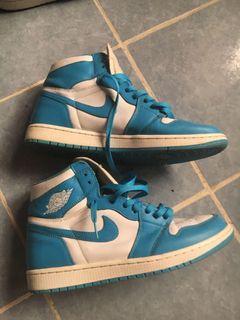 Air Jordan 1 UNC