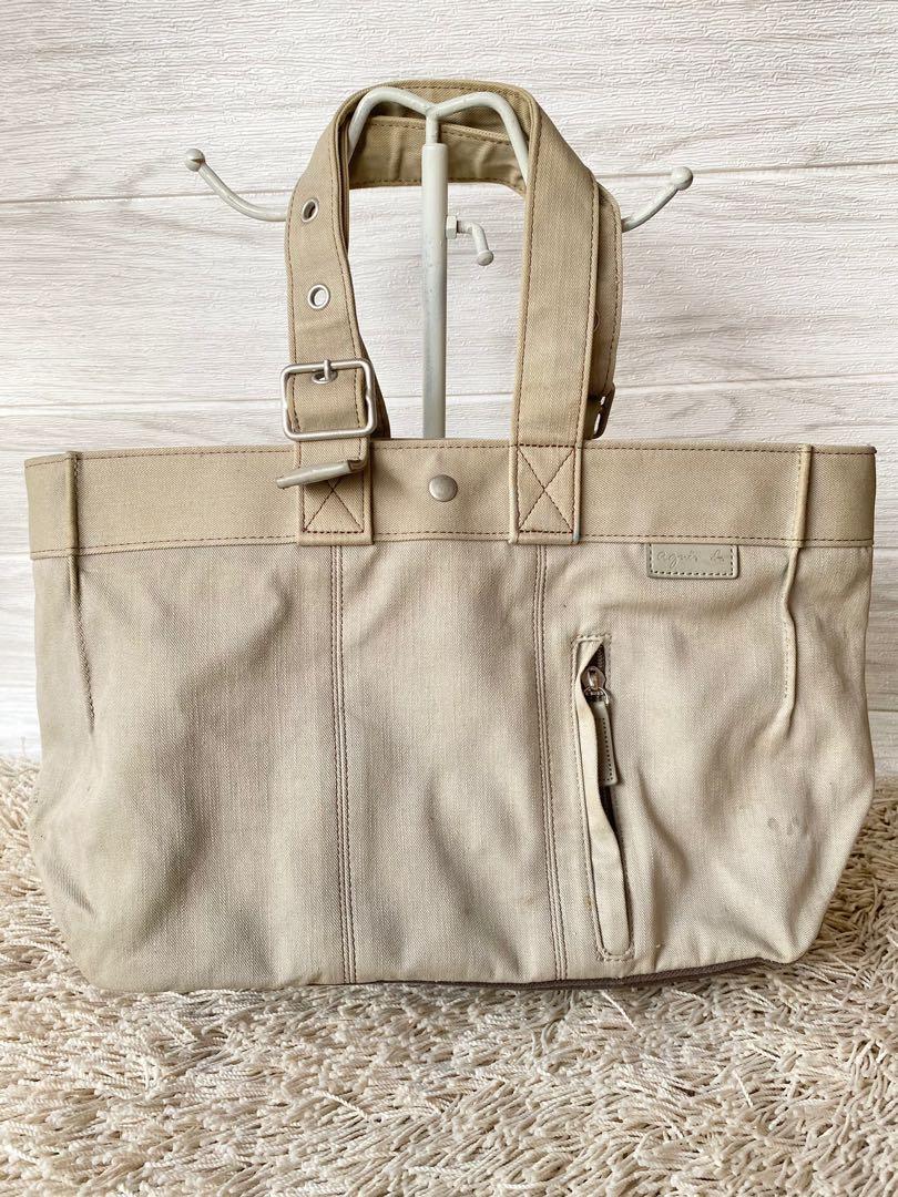 Authentic AGNES B Voyage Canvas Tote Bag (Category: Luxury Bags & Wallets) located in Malolos. Submitted by theroyalrunwayph (Listing ID 1102917891, Image 1). Description: 👜 Authentic AGNES B Voyage Canvas Tote Bag 👜 Php 350 Brand new price at around 5k. Nice and roomy inside. Please see pics for flaws and signs of usage. Condition: 8/10.