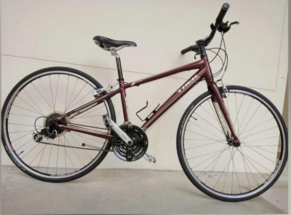Trek hybrid best sale fx 2
