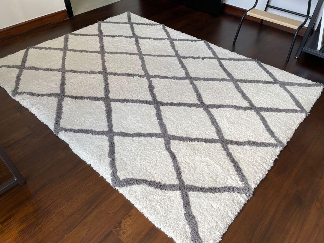 Carpet (light grey, low pile), Furniture & Home Living, Home Decor