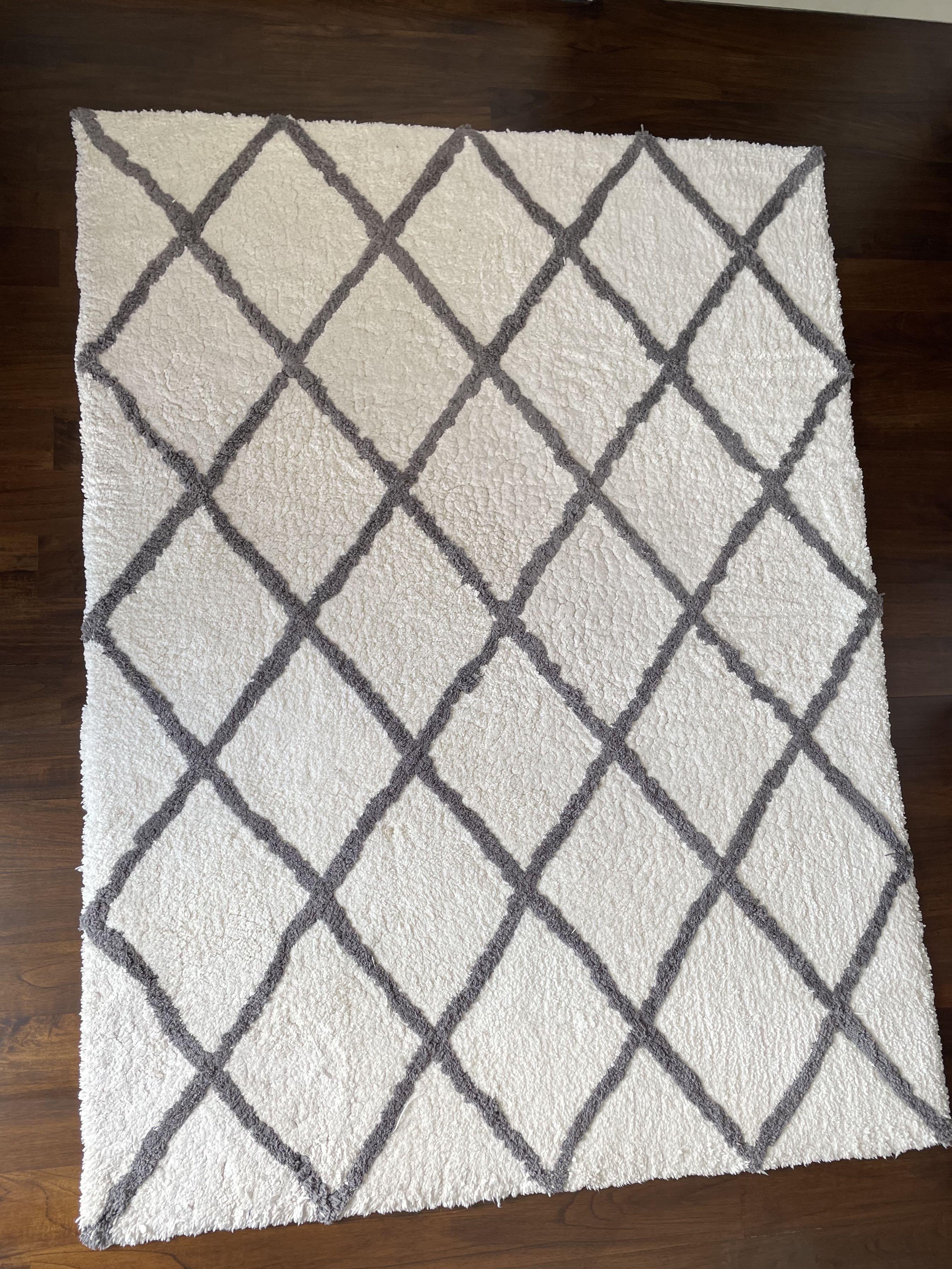 Carpet (light grey, low pile), Furniture & Home Living, Home Decor