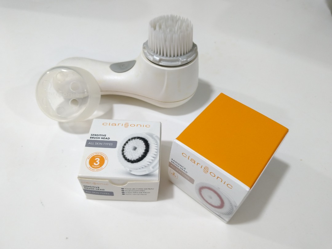 Clarisonic Mia Smart Facial Cleansing Device With Brand New Replacement Brush Heads Beauty Personal Care Face Face Care On Carousell