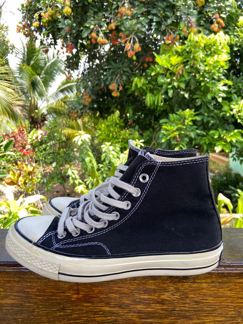 converse hitam
