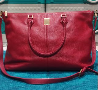 (Category: ) located in . Submitted by addictedtoshoes (Listing ID 1103075852, Image 1). Description: .