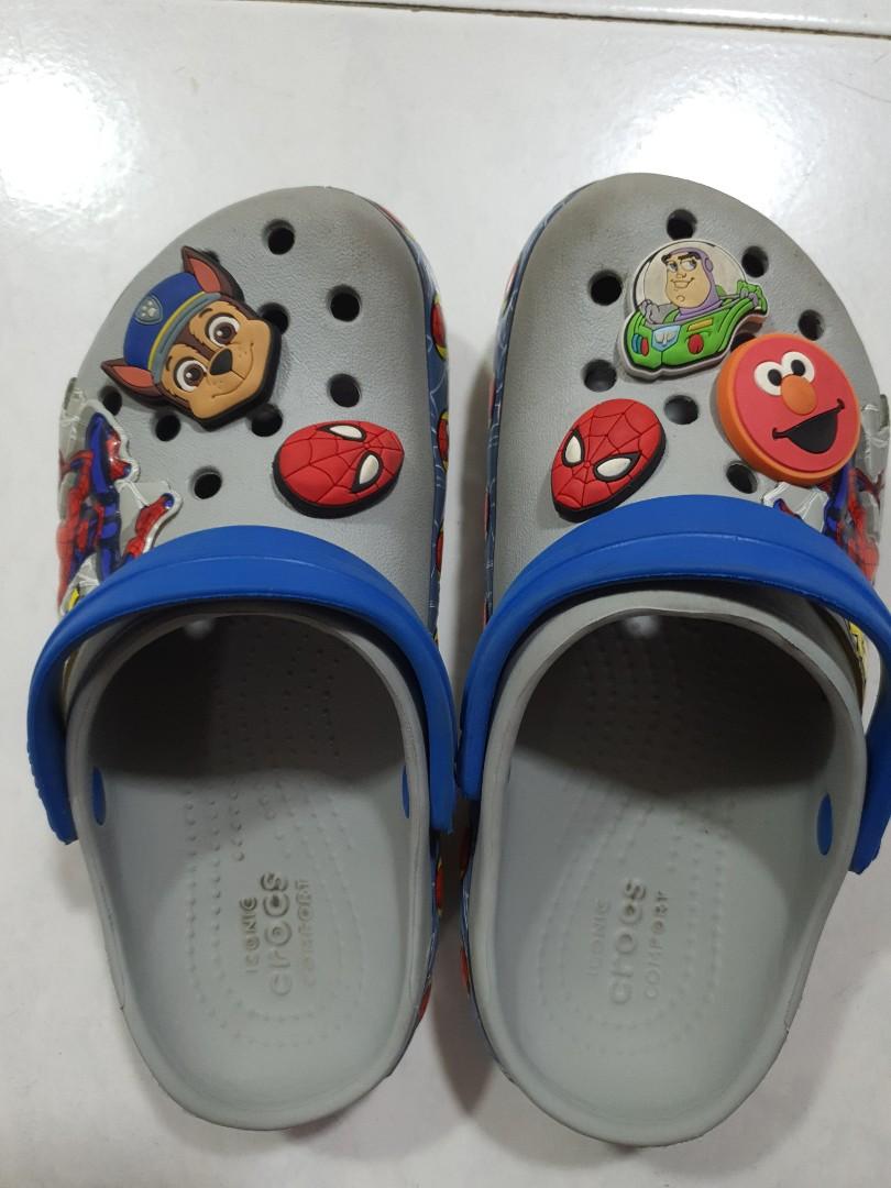 Crocs (Category: Babies & Kids Fashion) located in Singapore. Submitted by lingtan1580 (Listing ID 1103042239, Image 3). Description: selling because kid has outgrown. in gd condition as this is more like weekend shoes and rarely go out these days.
