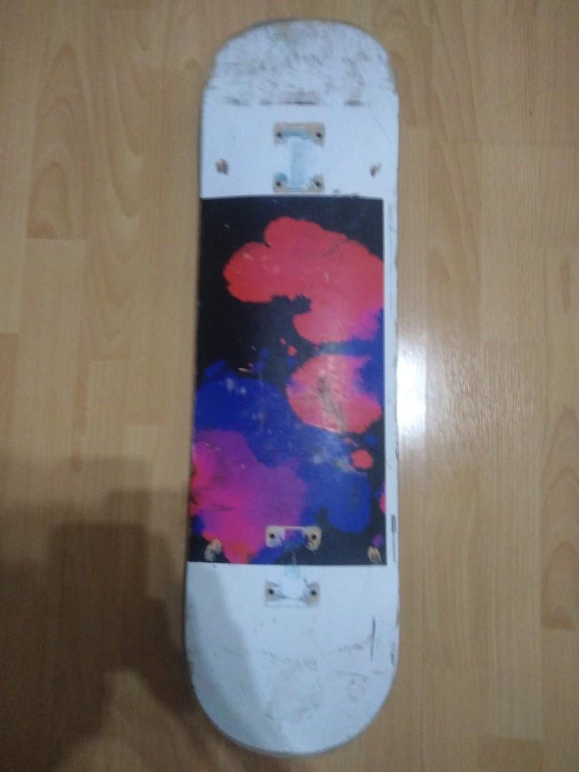 Decathlon skateboard deck, Sports Equipment, Other Sports Equipment and