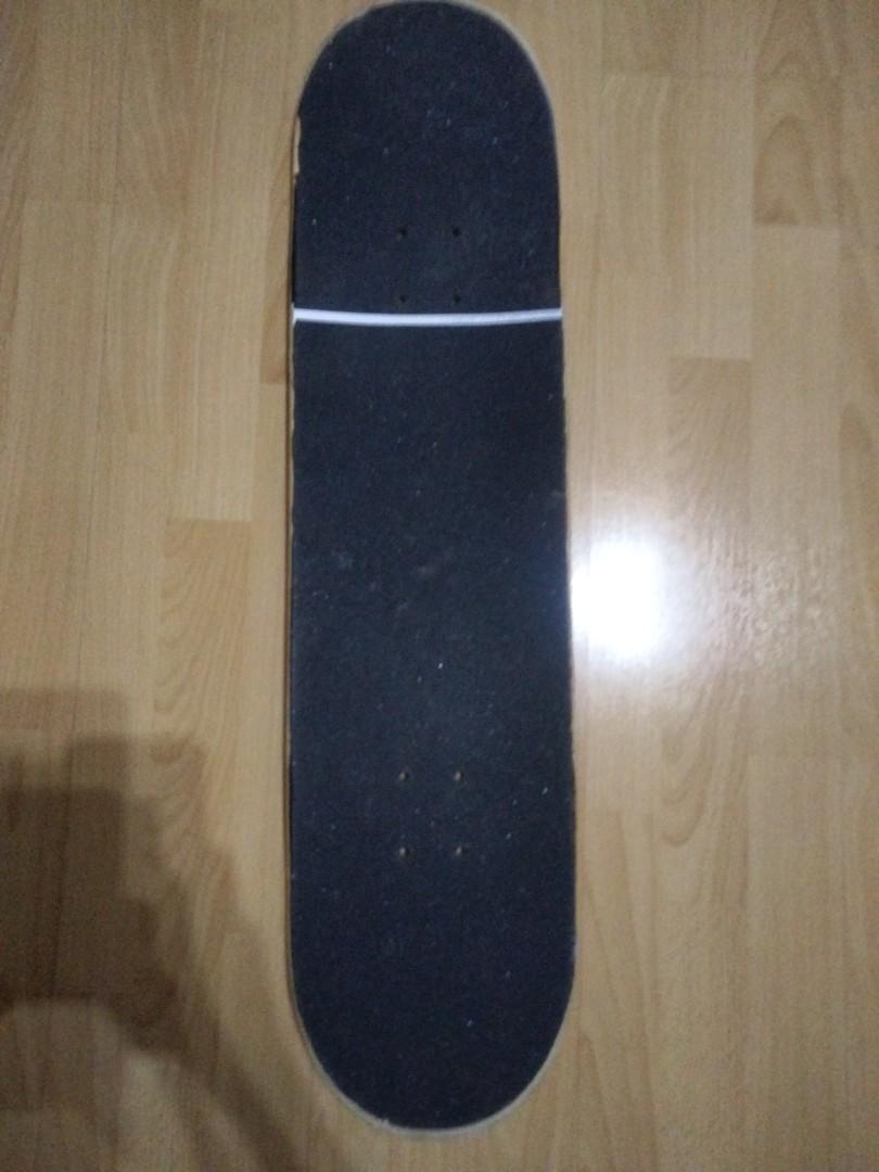 Decathlon skateboard deck, Sports Equipment, Other Sports Equipment and