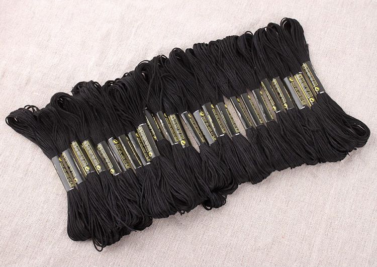 Embroidery thread Black and White, Hobbies & Toys, Stationery & Craft, Craft Supplies & Tools on