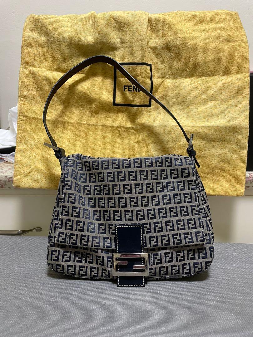 Fendi baguette navy deals