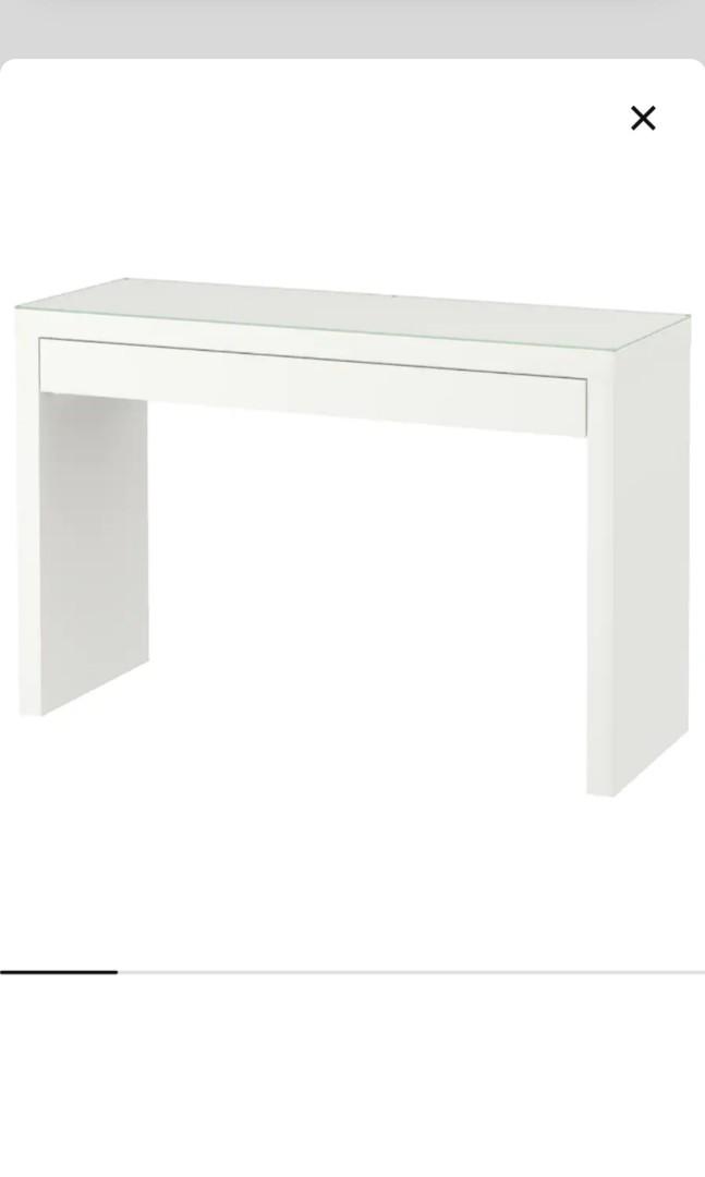 black malm dressing table