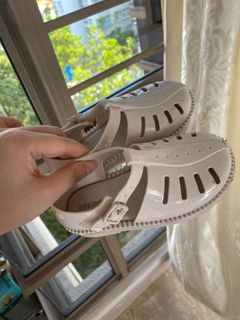 (Category: ) located in . Submitted by sally0817 (Listing ID 1102990312, Image 1). Description: .