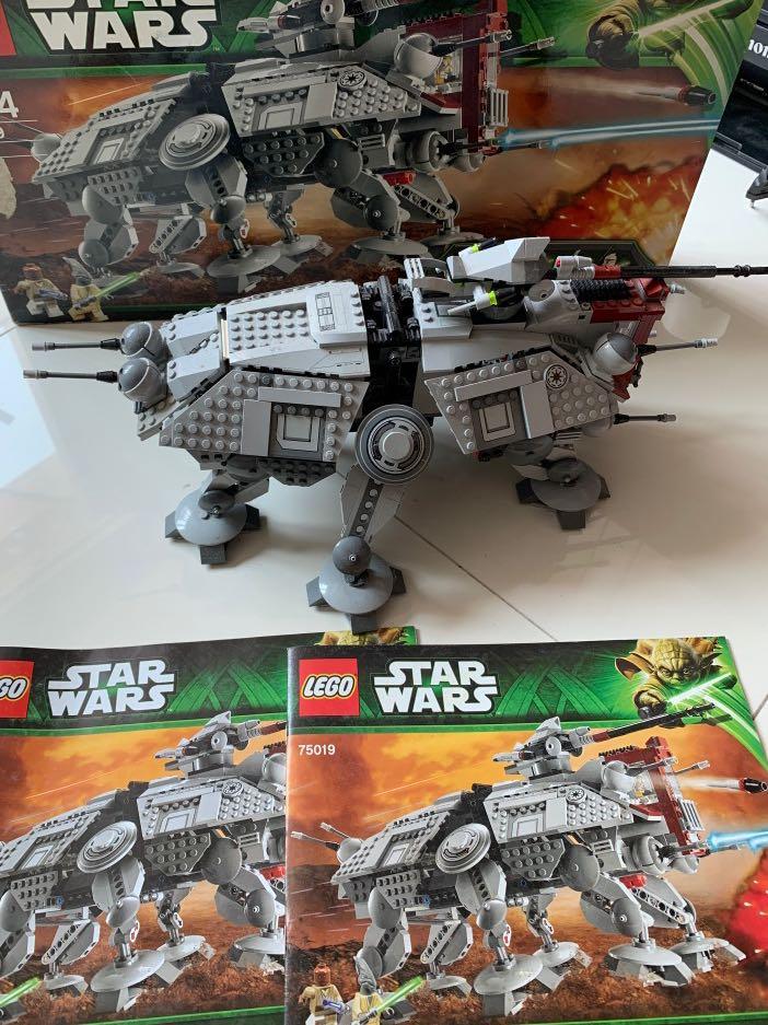 Lego 75019 store