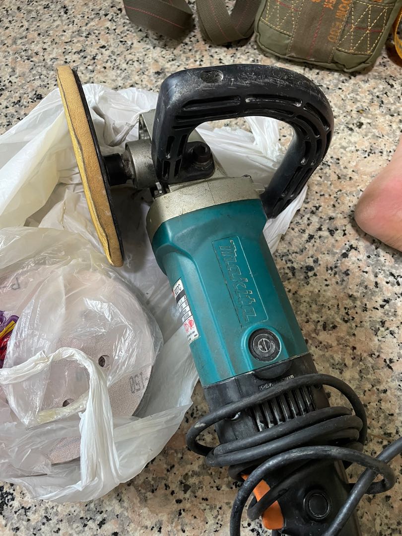 MAKITA SANDER POLISHER, 1200W, 9227C, Car Accessories, Accessories on