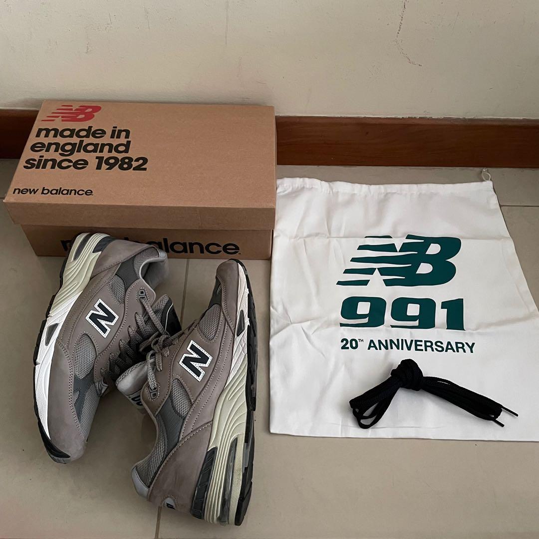 NEW BALANCE \