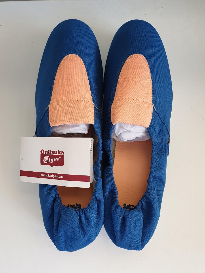 Onitsuka Tiger (Category: Flats) located in Singapore. Submitted by shiek2020 (Listing ID 1102959755, Image 2). Description: Brand new. Women size US 11..