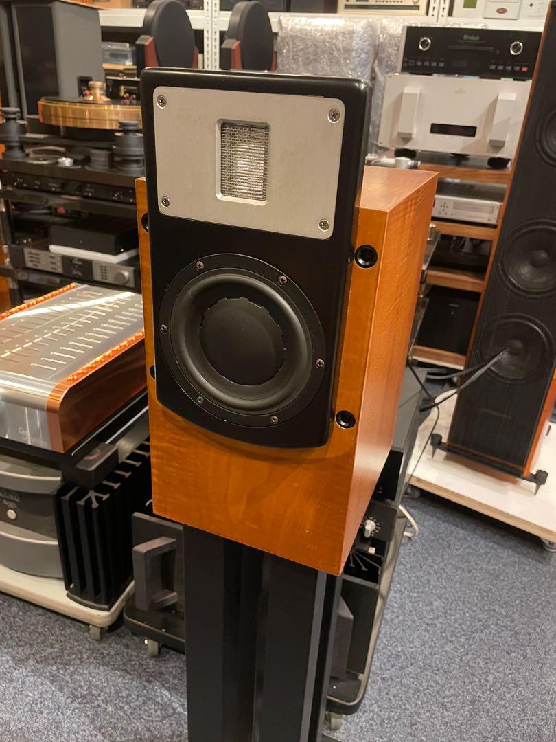 Red Rose Music R3 Bookshelf Speakers With Foundation Stands Audio Soundbars Speakers Amplifiers On Carousell