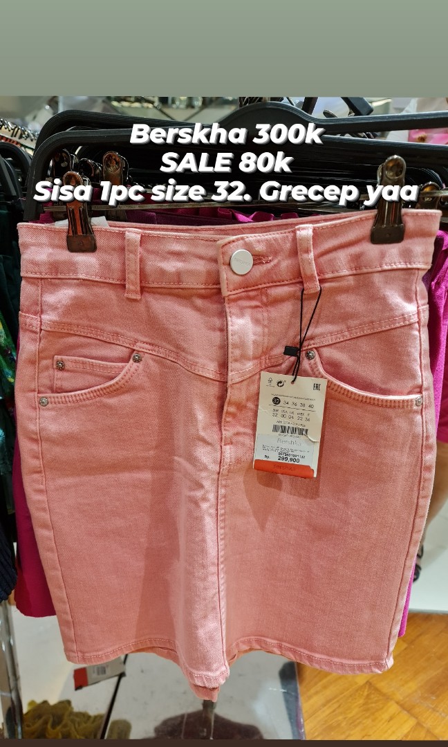 Rok jeans pink bershka original, Fesyen 