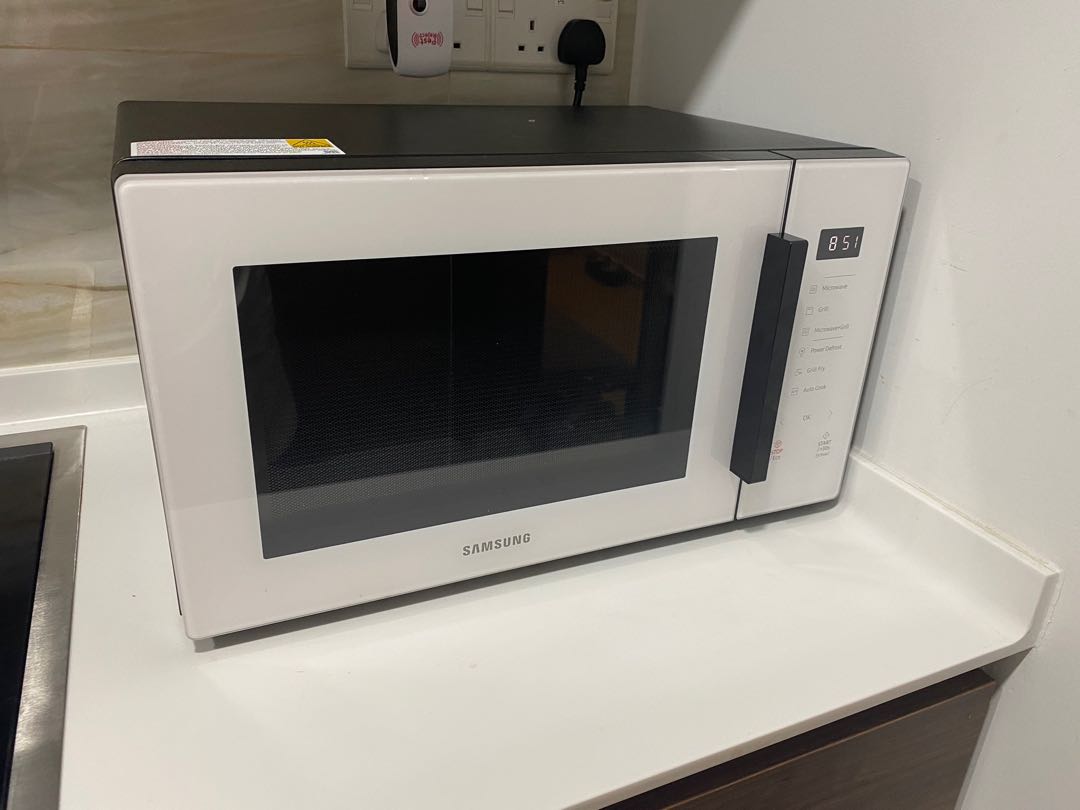 samsung white combination microwave oven and grill