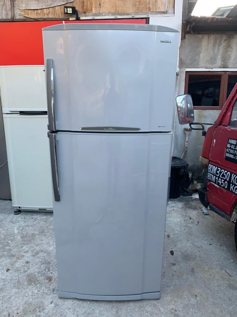 TOSHIBA 2 DOOR REFRIGERATOR FRIDGE 700 LITER TV Home Appliances