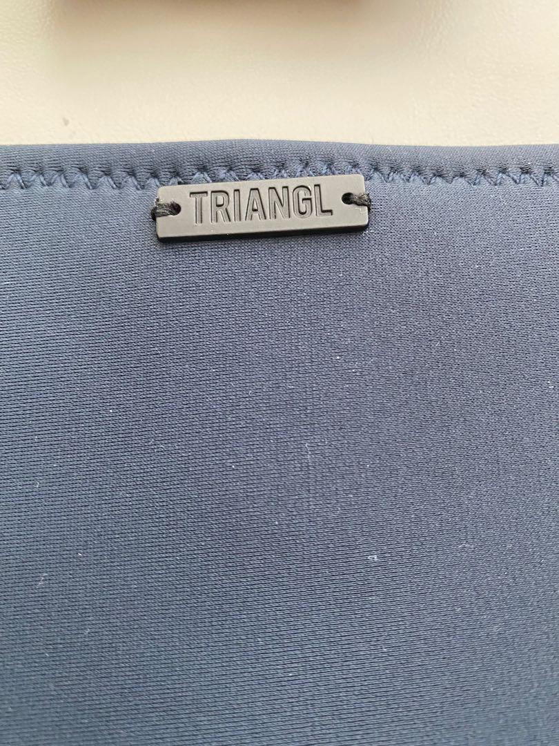 TRIANGL swimwear Bottom (Category: Bikinis & Swimsuits) located in Singapore. Submitted by xpocketsun (Listing ID 1002061118, Image 3). Description: Triangl navy neoprene cheeky bottoms size L- $15 MAILED 100% authentic.