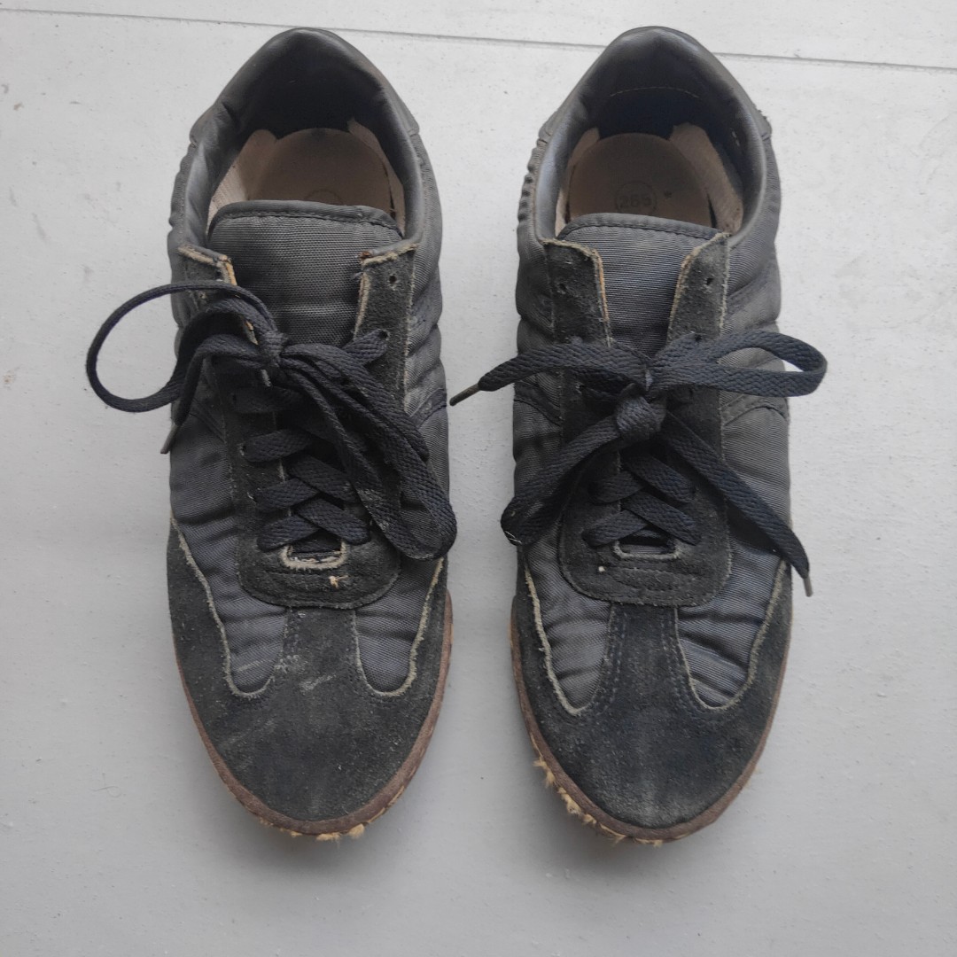 Vintage SAF issued PT shoes (1987), Men's Fashion, Footwear, Sneakers ...