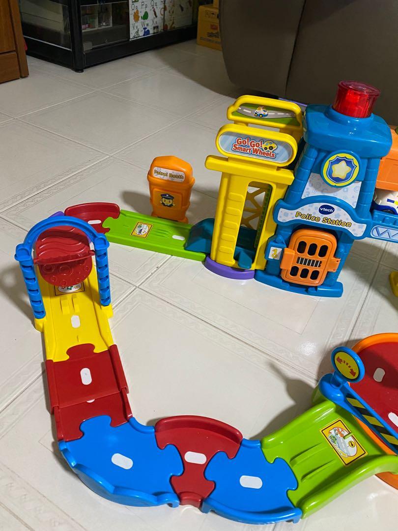 Vtech Police Vtech go! Go! Smart wheels Police station Playset police cars toddler ...
