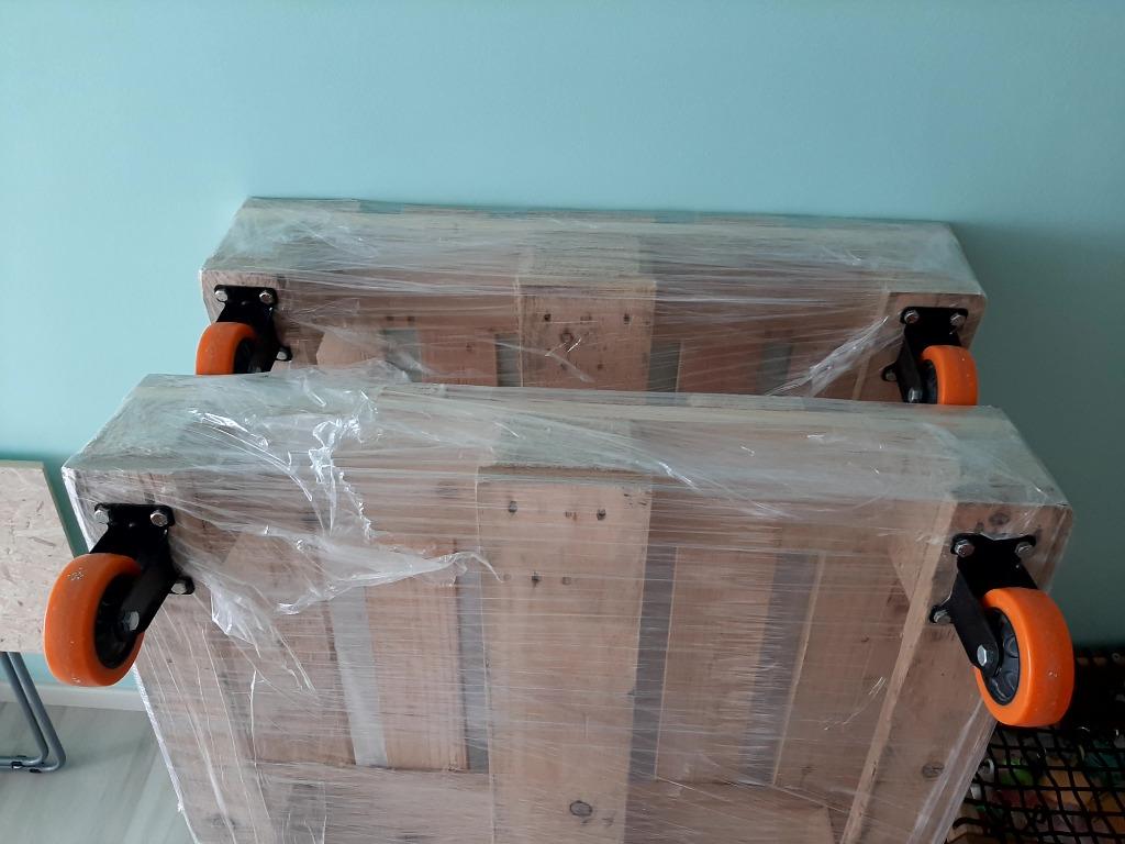 Wooden Pallet with wheels, Hobbies & Toys, Stationery & Craft, Handmade