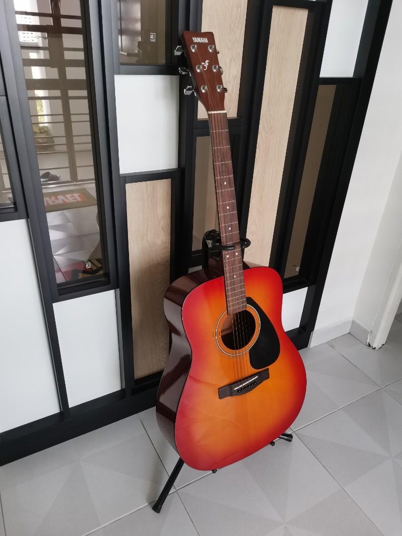 Yamaha F310 CS Acoustic Guitar