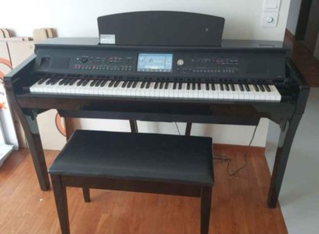 Yamaha cvp 2025 609 for sale