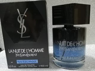 (Category: ) located in . Submitted by perfumestory (Listing ID 1102930567, Image 1). Description: .