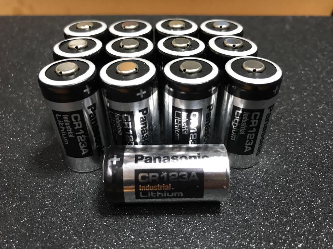 10 PCS of Panasonic Lithium CR123A 3V Batteries
