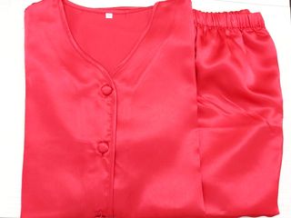 （分類：）位於 。 由 __w0__ 提交（商品編號 1103283577，圖片 1）。簡介： 。