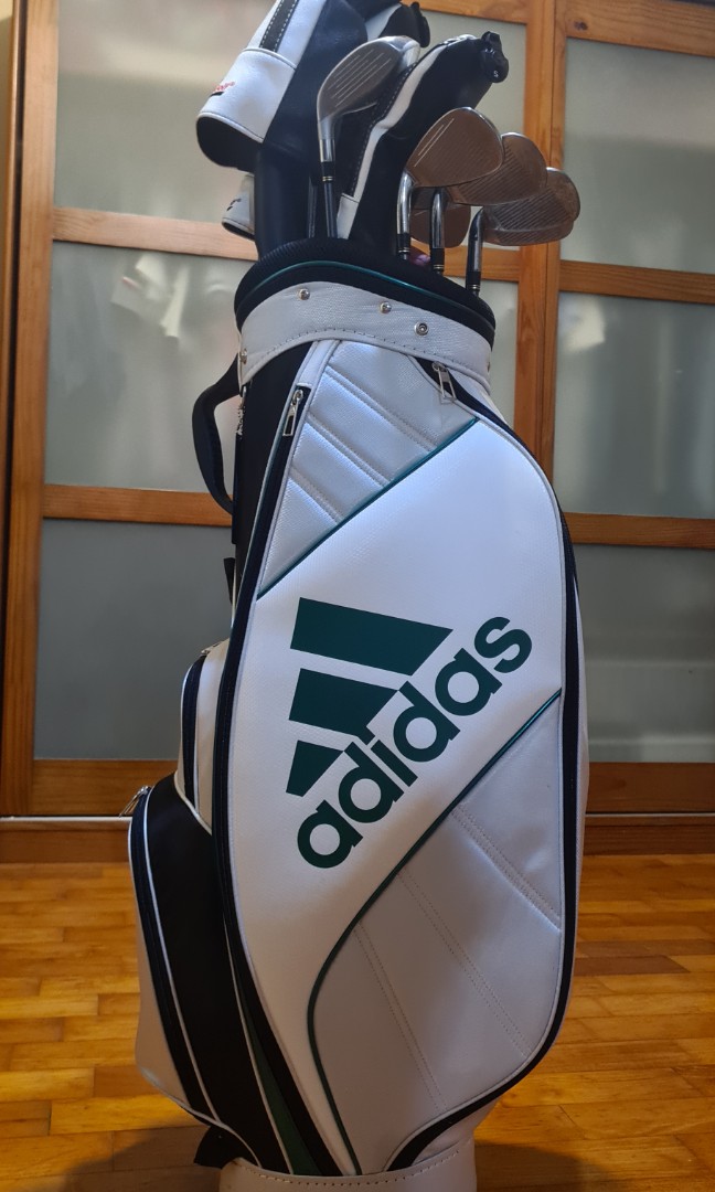 paridad Magnético adherirse Adidas golf bag, Sports Equipment, Sports & Games, Golf on Carousell