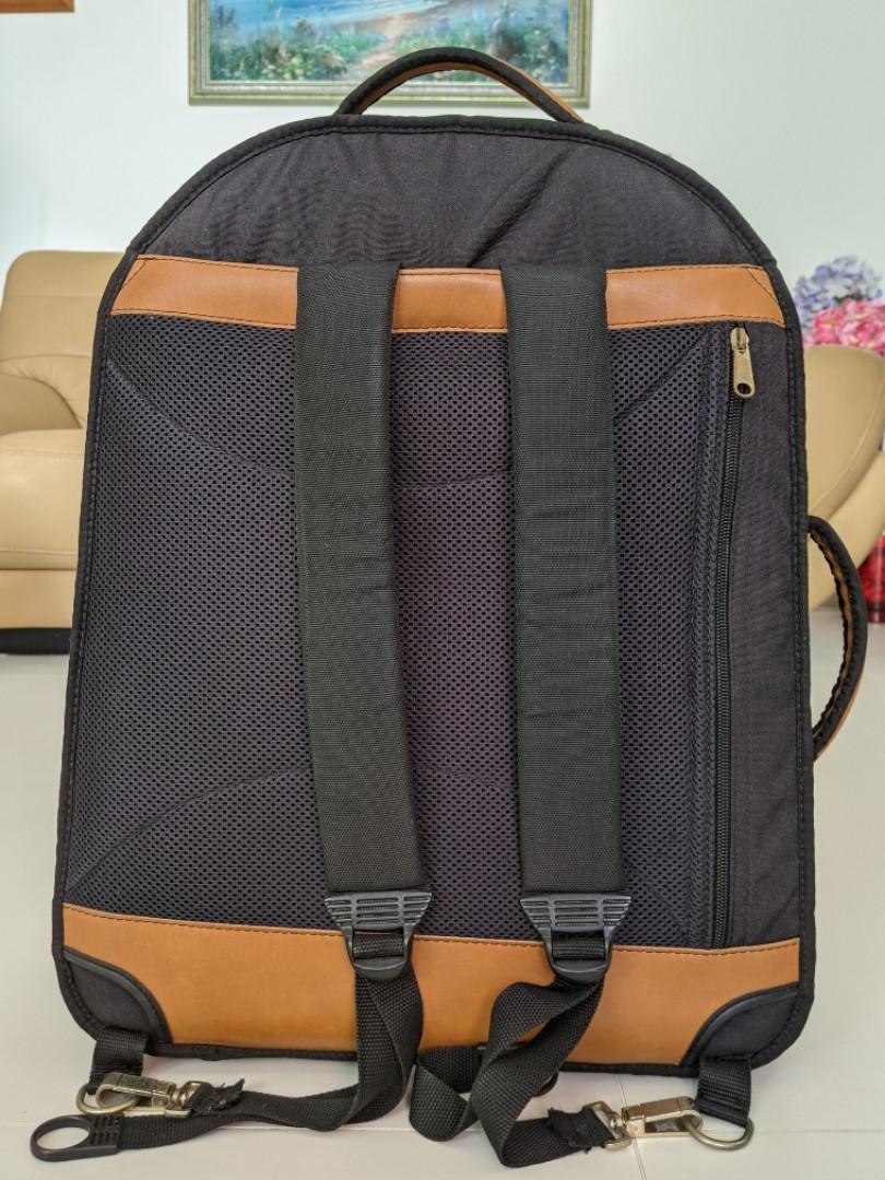 Alexander french horn case, Hobbies & Toys, Music & Media, Musical