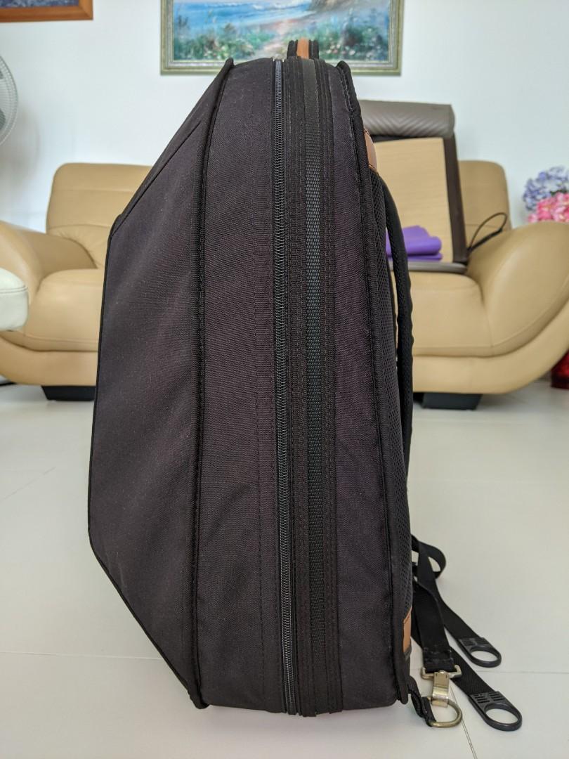 Alexander french horn case, Hobbies & Toys, Music & Media, Musical