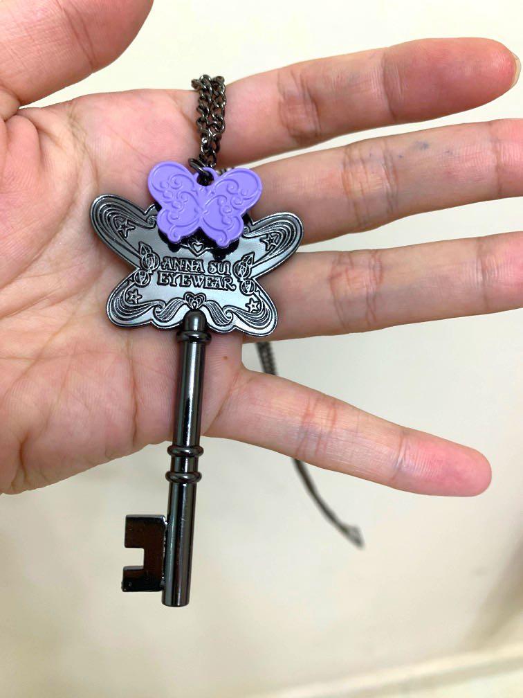 Anna sui deals necklace
