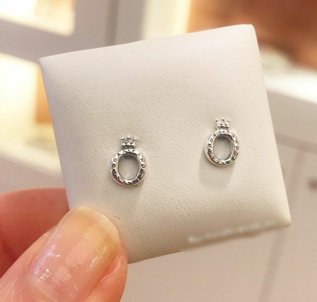 Pandora polished crown o stud deals earrings