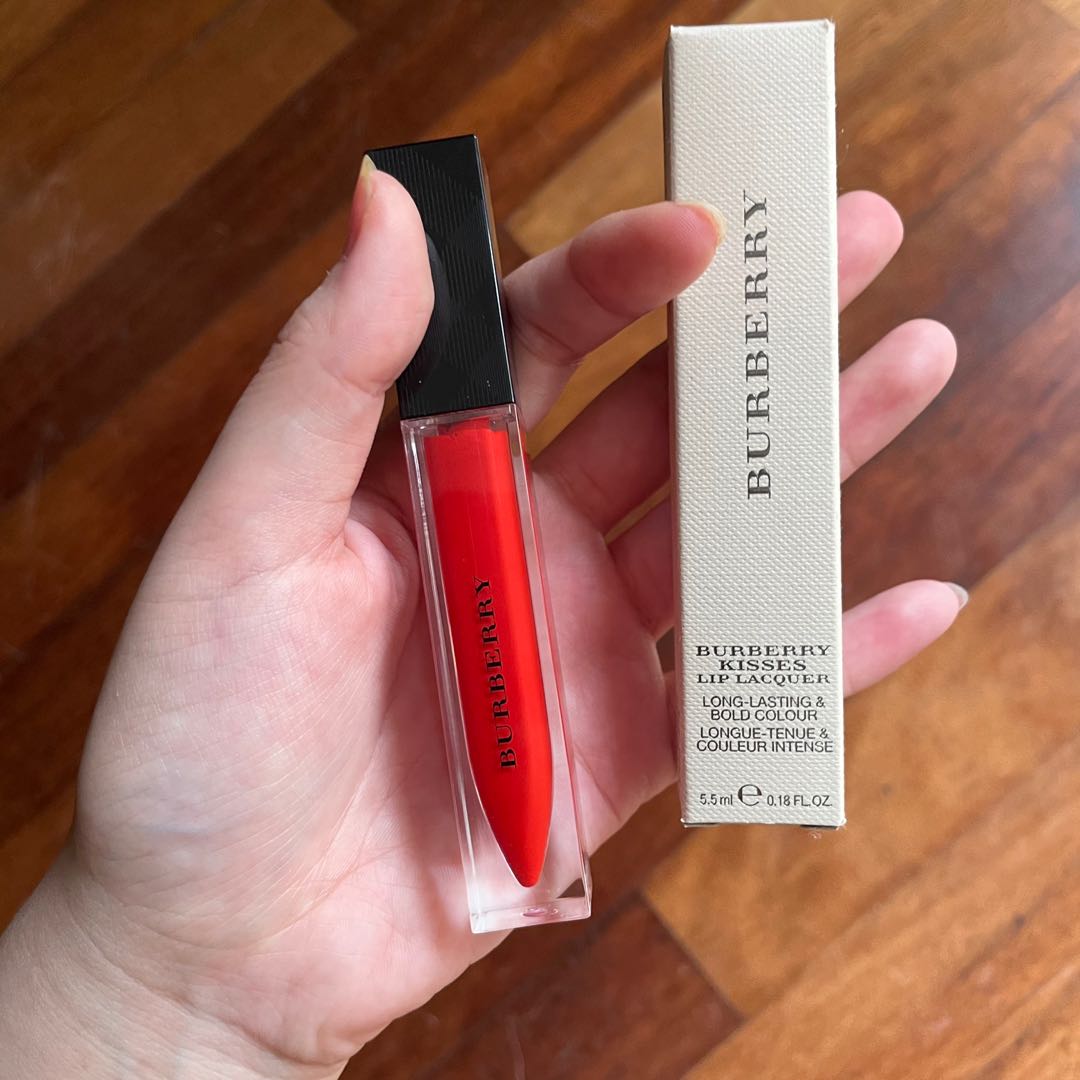 Burberry kisses lip lacquer #35, Beauty & Personal Care, Face, Makeup on  Carousell