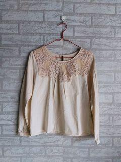 Cristiano Vintage Lace Top