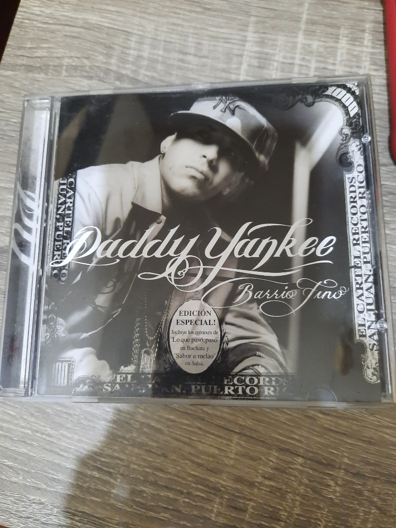 Barrio fino by Daddy Yankee, Display with 4059jacques - Ref:107701081