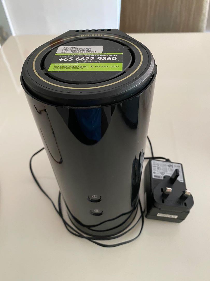 DLink modem (Category: Networking) located in Singapore. Submitted by 1848kcc (Listing ID 1103208807, Image 1). Description: Clean No defects or damage With power point plug .