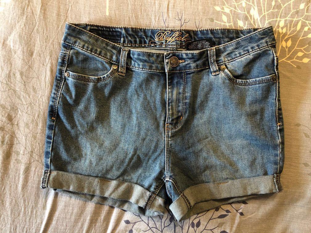 Free delivery New Buffalo David Bitton denim Shorts W27 28 Below waist 32